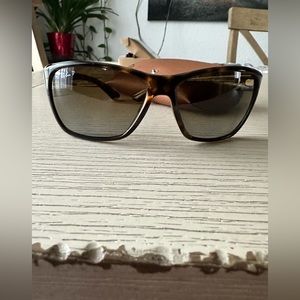 Rayban sunglasses. Unisex.